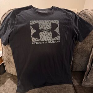 Under Armour Men's Black T-Shirt